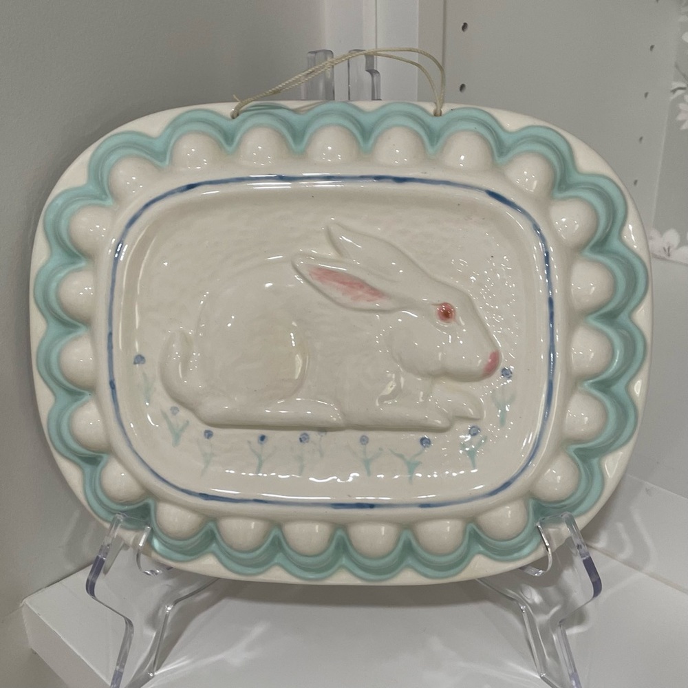 Vintage Ceramic Rabbit Bunny Wall Hanging Spring Easter Decor Gelatin Mold